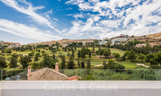 Villa design prête à être emménagée, avec vue magnifique sur le golf, dans une zone de golf prestigieuse à Benahavis - Marbella 38149 