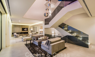 Villa design prête à être emménagée, avec vue magnifique sur le golf, dans une zone de golf prestigieuse à Benahavis - Marbella 38156 