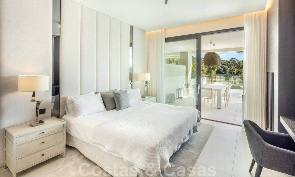 Prêt à emménager, magnifique duplex exclusif à vendre à Marbella, Golden Mile 38161