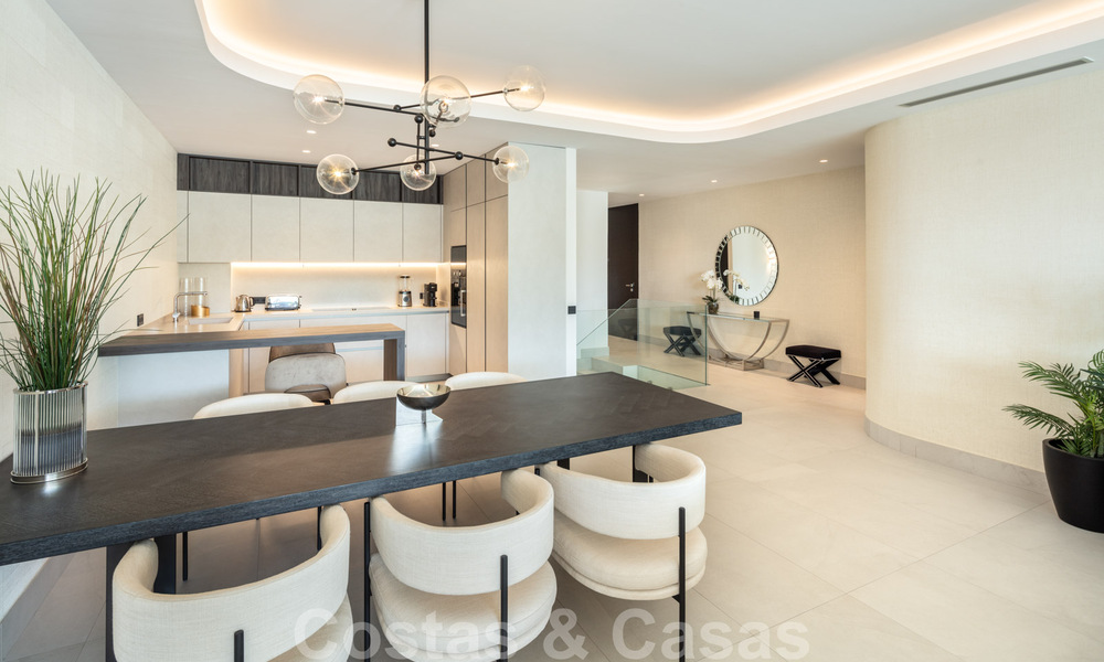 Prêt à emménager, magnifique duplex exclusif à vendre à Marbella, Golden Mile 38166