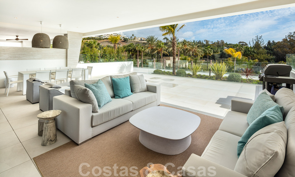Prêt à emménager, magnifique duplex exclusif à vendre à Marbella, Golden Mile 38169