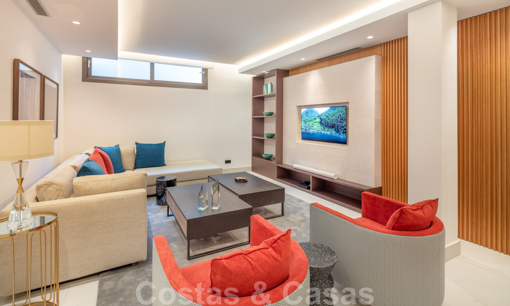 Prêt à emménager, magnifique duplex exclusif à vendre à Marbella, Golden Mile 38174