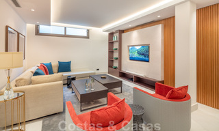 Prêt à emménager, magnifique duplex exclusif à vendre à Marbella, Golden Mile 38174 