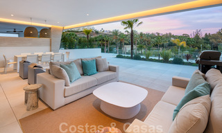 Prêt à emménager, magnifique duplex exclusif à vendre à Marbella, Golden Mile 38183 
