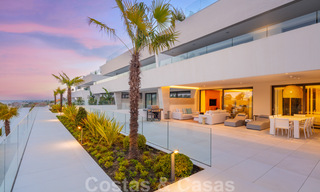 Prêt à emménager, magnifique duplex exclusif à vendre à Marbella, Golden Mile 38184 