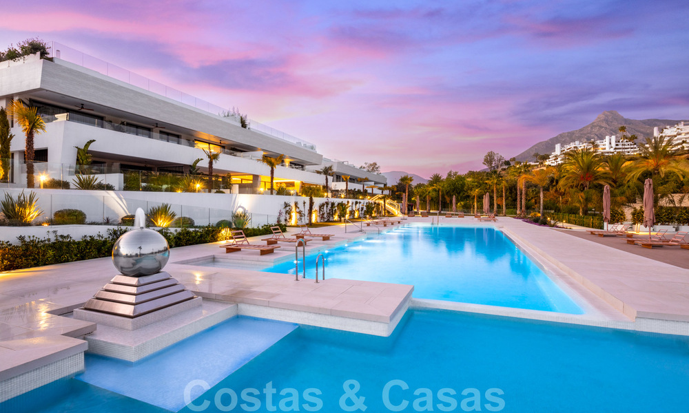 Prêt à emménager, magnifique duplex exclusif à vendre à Marbella, Golden Mile 38185