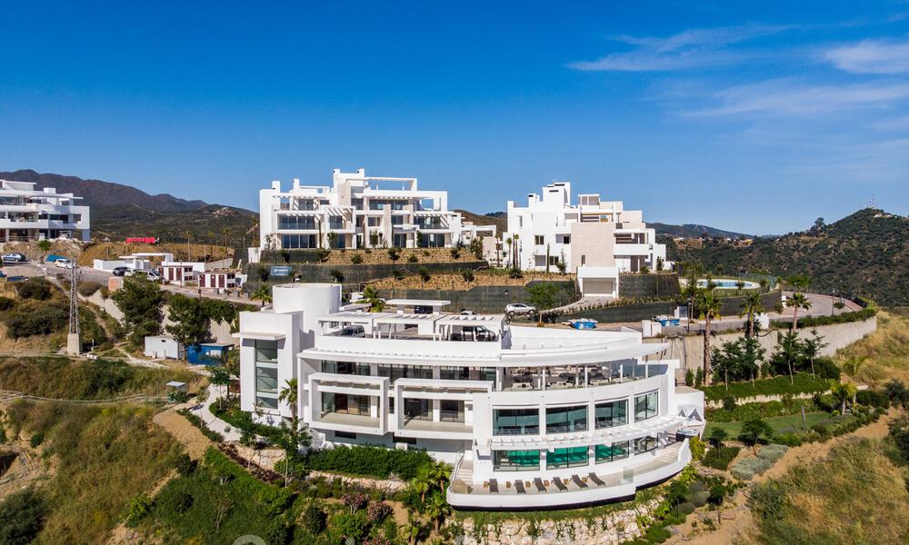 Appartements de luxe modernes et contemporains avec vue imprenable sur la mer, à vendre à proximité du centre de Marbella 38323