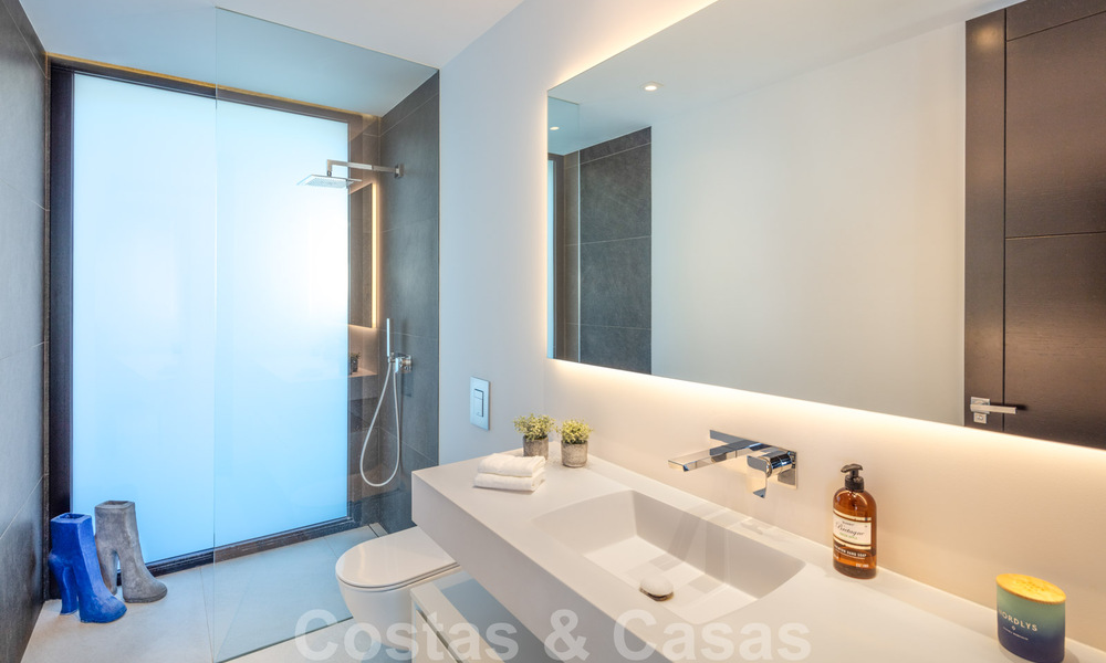 Villa de luxe élégante et très chic à vendre au cœur de la vallée du golf de Nueva Andalucia à Marbella 38207