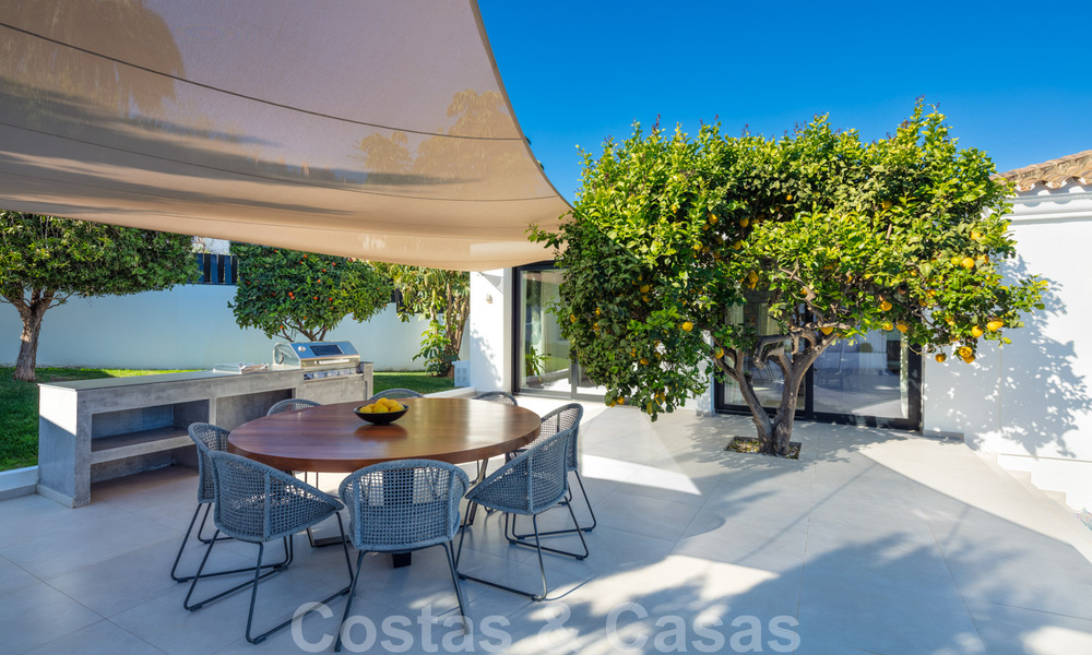 Villa de luxe élégante et très chic à vendre au cœur de la vallée du golf de Nueva Andalucia à Marbella 38210