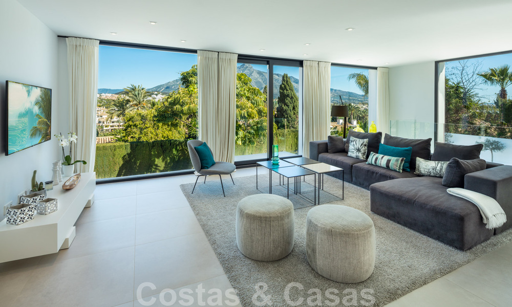 Villa de luxe élégante et très chic à vendre au cœur de la vallée du golf de Nueva Andalucia à Marbella 38219