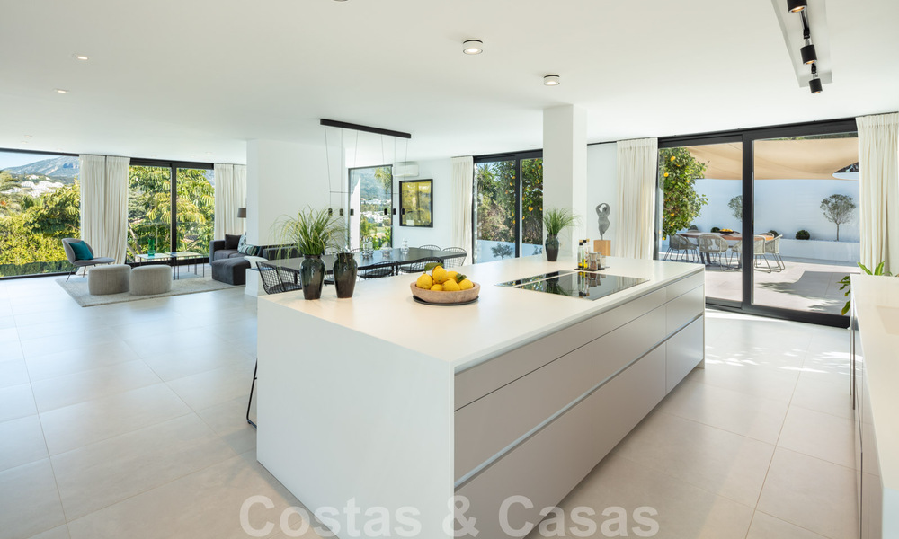 Villa de luxe élégante et très chic à vendre au cœur de la vallée du golf de Nueva Andalucia à Marbella 38223