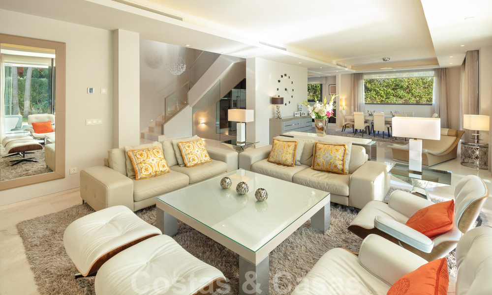 Villa de luxe contemporaine et élégante à vendre dans une communauté clôturée sur le Golden Mile à Marbella 38289