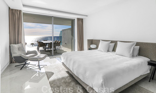 Appartement moderne et prêt à emménager à vendre, en première ligne de plage, avec vue sur la mer, entre Marbella et Estepona 38424 
