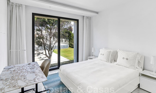 Appartement moderne et prêt à emménager à vendre, en première ligne de plage, avec vue sur la mer, entre Marbella et Estepona 38430 