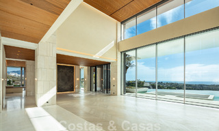 Nouvelle villa moderne et majestueuse à vendre, en première ligne de golf avec vue panoramique dans un complexe de golf cinq étoiles à Marbella - Benahavis 52348 