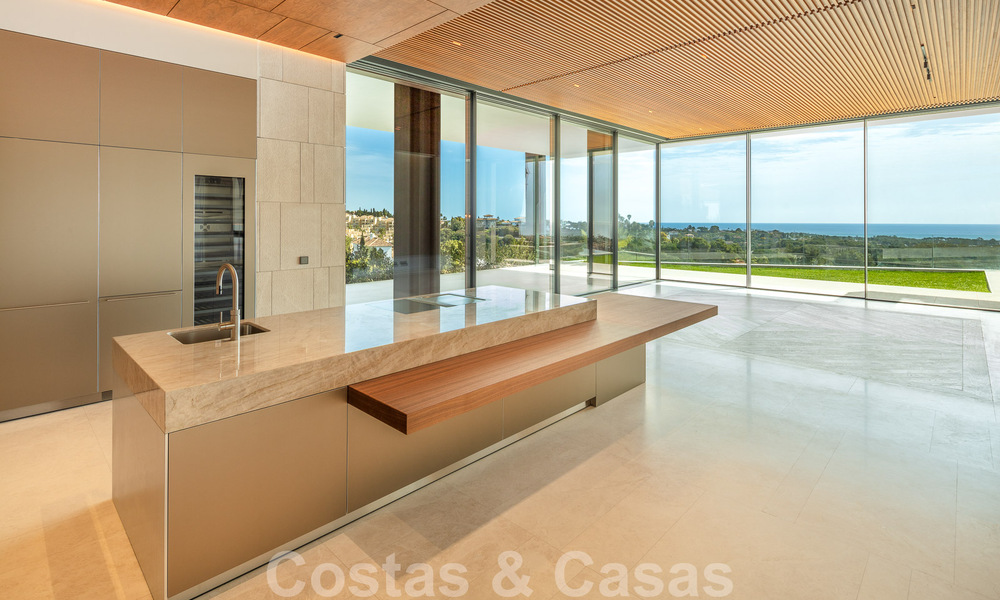 Nouvelle villa moderne et majestueuse à vendre, en première ligne de golf avec vue panoramique dans un complexe de golf cinq étoiles à Marbella - Benahavis 52354