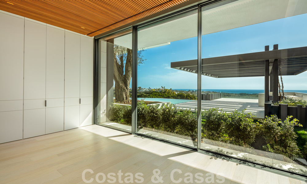 Nouvelle villa moderne et majestueuse à vendre, en première ligne de golf avec vue panoramique dans un complexe de golf cinq étoiles à Marbella - Benahavis 52355