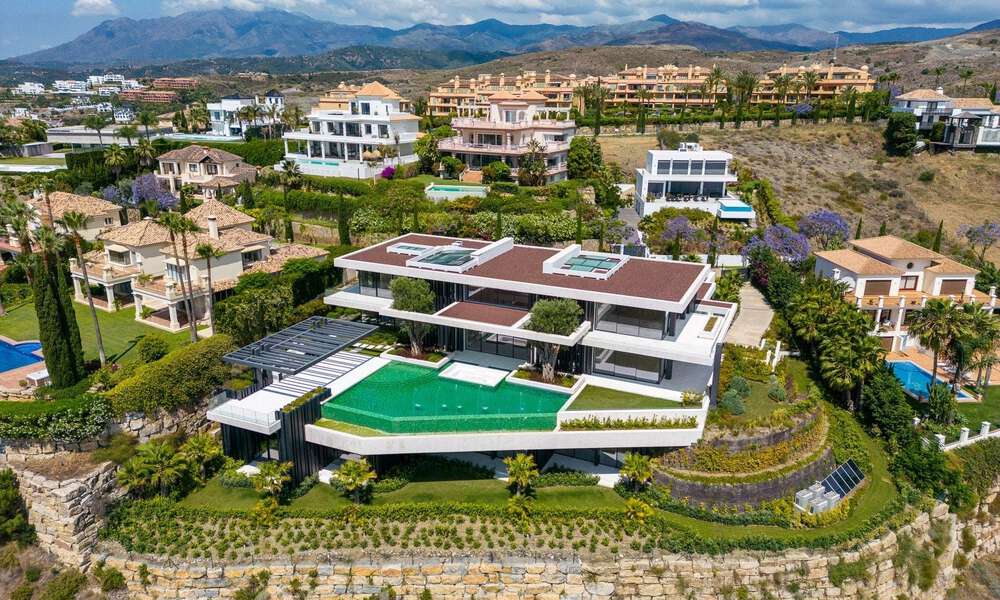 Nouvelle villa moderne et majestueuse à vendre, en première ligne de golf avec vue panoramique dans un complexe de golf cinq étoiles à Marbella - Benahavis 52382