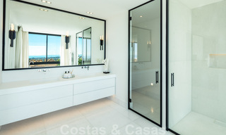 Prête à emménager, nouvelle villa de luxe à vendre avec vue panoramique sur la mer, dans un complexe de golf prestigieux à Benahavis - Marbella 38530 