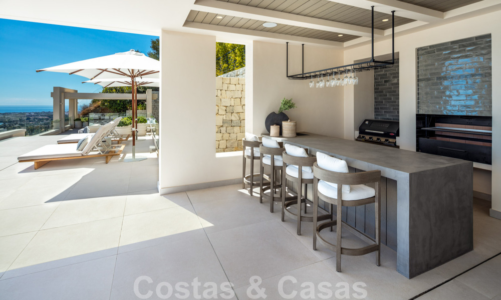 Prête à emménager, nouvelle villa de luxe à vendre avec vue panoramique sur la mer, dans un complexe de golf prestigieux à Benahavis - Marbella 38544