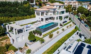 Prête à emménager, nouvelle villa de luxe à vendre avec vue panoramique sur la mer, dans un complexe de golf prestigieux à Benahavis - Marbella 38559 