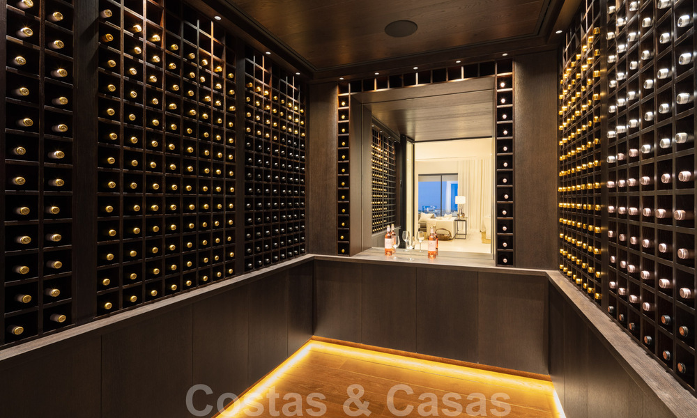 Prête à emménager, nouvelle villa de luxe à vendre avec vue panoramique sur la mer, dans un complexe de golf prestigieux à Benahavis - Marbella 38562