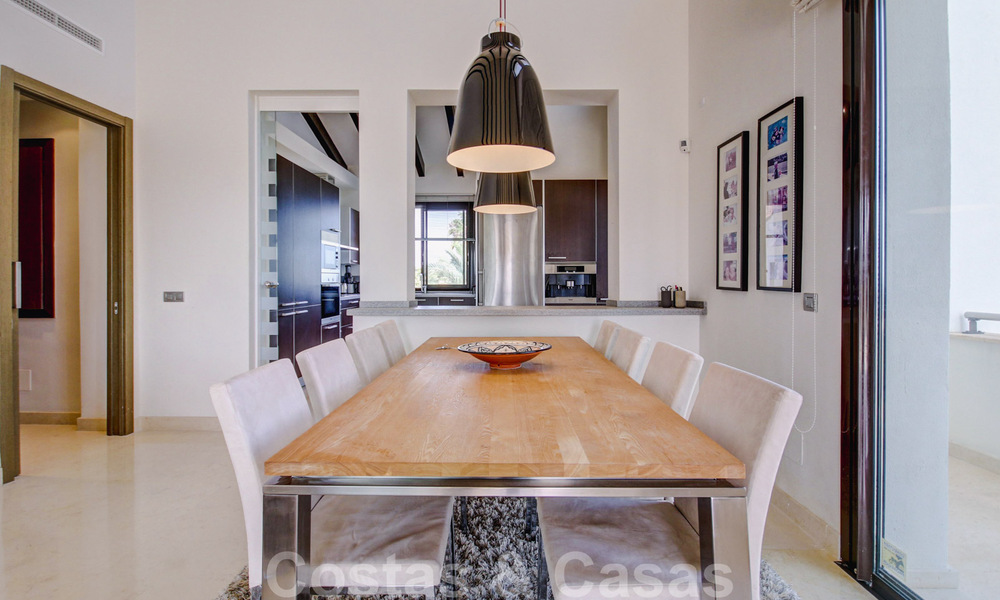 Magnifique penthouse contemporain à vendre avec vue panoramique sur la mer dans la zone exclusive de Benahavis - Marbella 38574