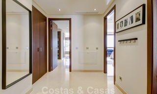 Magnifique penthouse contemporain à vendre avec vue panoramique sur la mer dans la zone exclusive de Benahavis - Marbella 38576 