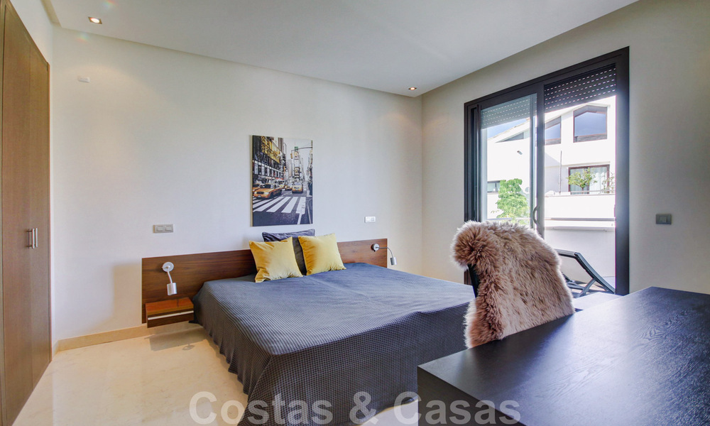 Magnifique penthouse contemporain à vendre avec vue panoramique sur la mer dans la zone exclusive de Benahavis - Marbella 38578