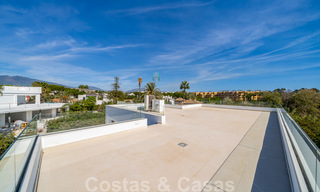 Nouvelle villa moderne à vendre, prête à emménager, proche de la plage, sur le nouveau Golden Mile entre Marbella et Estepona 38892 