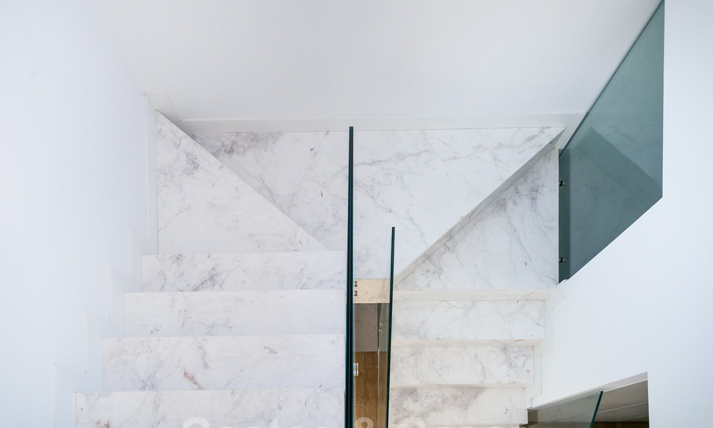 Nouvelle villa moderne à vendre, prête à emménager, proche de la plage, sur le nouveau Golden Mile entre Marbella et Estepona 38893