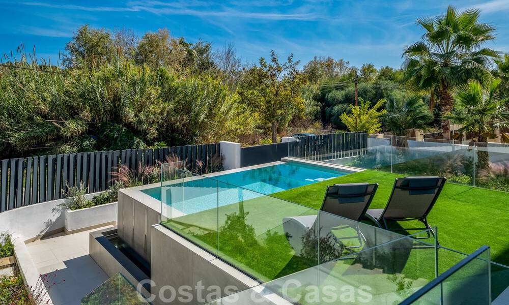 Nouvelle villa moderne à vendre, prête à emménager, proche de la plage, sur le nouveau Golden Mile entre Marbella et Estepona 38894