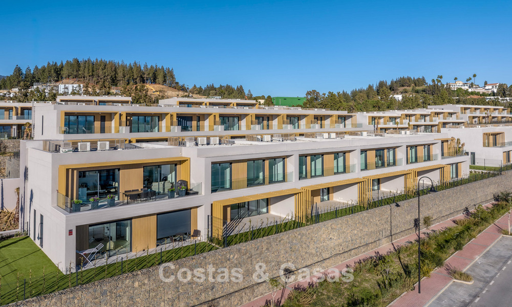 Prêt à emménager, nouvelle réalisation de maisons luxueuses à vendre, en première ligne du golf de Mijas, Costa del Sol 805093