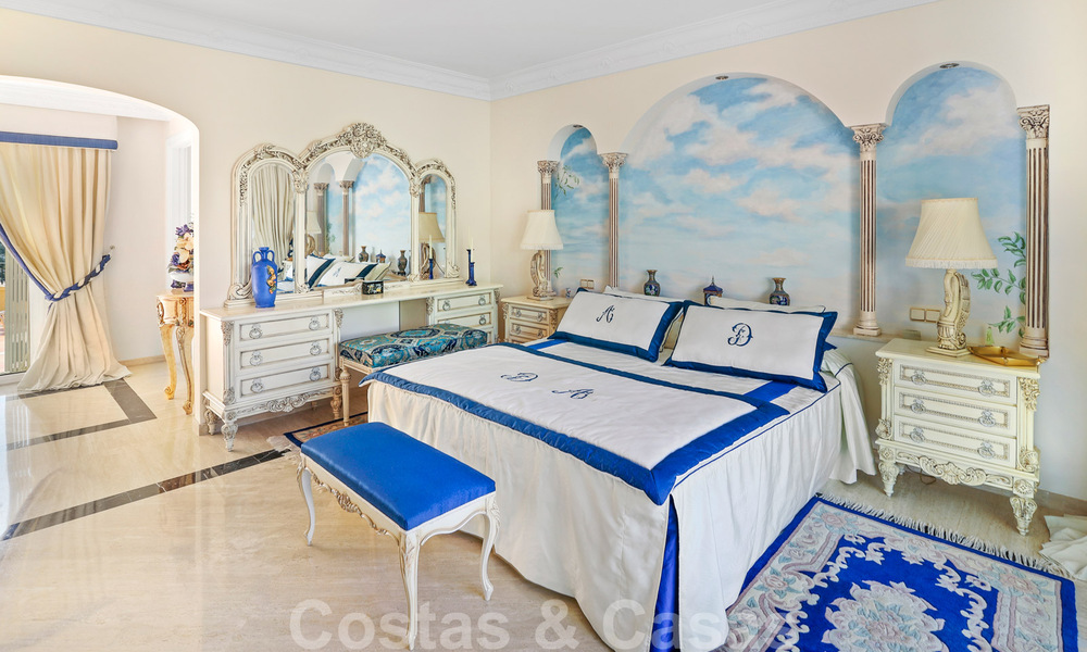 Villa de luxe à vendre dans un style espagnol classique, avec vue panoramique sur la mer à Benahavis - Marbella 38733