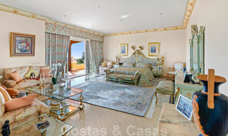 Villa de luxe à vendre dans un style espagnol classique, avec vue panoramique sur la mer à Benahavis - Marbella 38739 