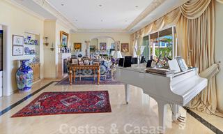 Villa de luxe à vendre dans un style espagnol classique, avec vue panoramique sur la mer à Benahavis - Marbella 38750 