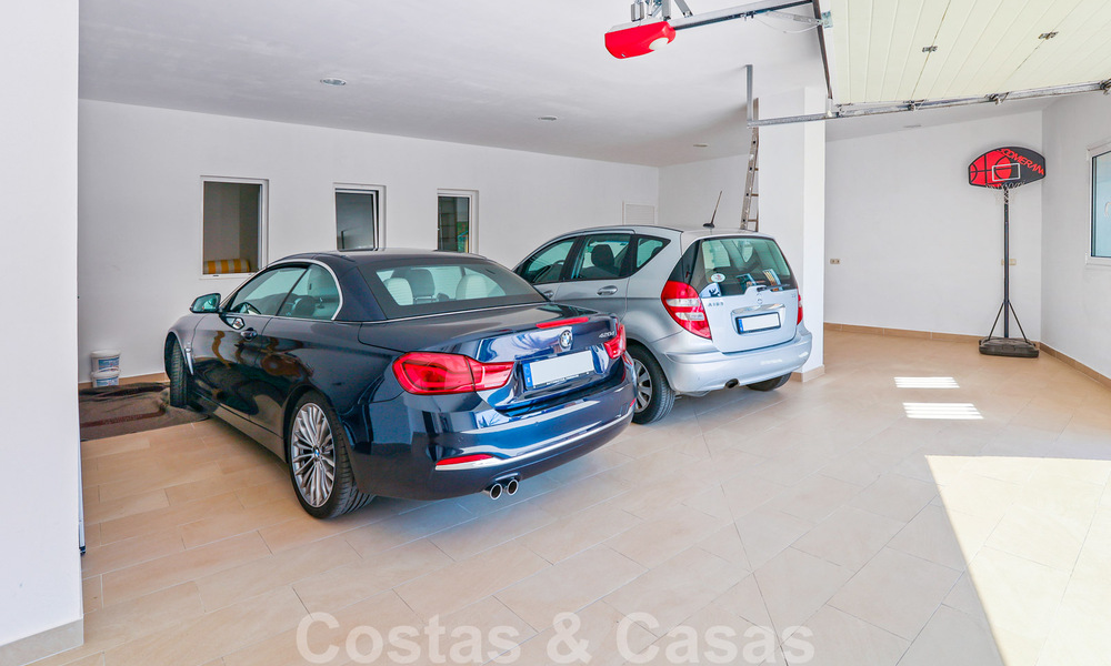 Villa de luxe à vendre dans un style espagnol classique, avec vue panoramique sur la mer à Benahavis - Marbella 38762