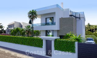 Villa de luxe moderne à vendre dans une urbanisation exclusive à deux pas de la mer, sur le Golden Mile de Marbella 38789 