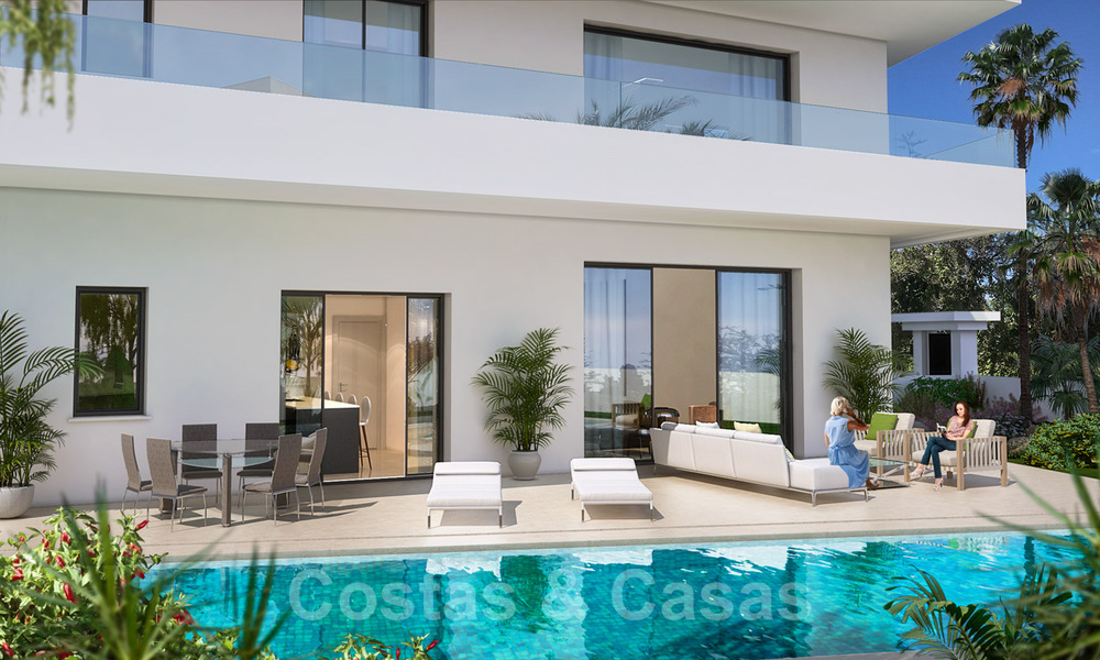 Villa de luxe moderne à vendre dans une urbanisation exclusive à deux pas de la mer, sur le Golden Mile de Marbella 38794