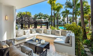 Appartement contemporain luxueux et rénové avec vue sur le jardin à vendre à Puente Romano - Golden Mile, Marbella 38914 