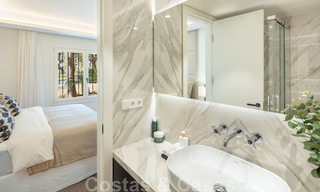 Appartement contemporain luxueux et rénové avec vue sur le jardin à vendre à Puente Romano - Golden Mile, Marbella 38929 