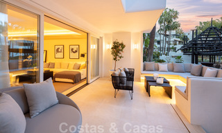 Appartement contemporain luxueux et rénové avec vue sur le jardin à vendre à Puente Romano - Golden Mile, Marbella 38933 