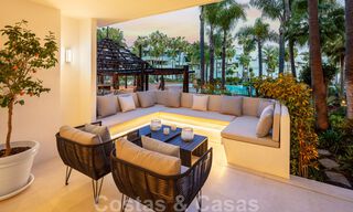 Appartement contemporain luxueux et rénové avec vue sur le jardin à vendre à Puente Romano - Golden Mile, Marbella 38935 