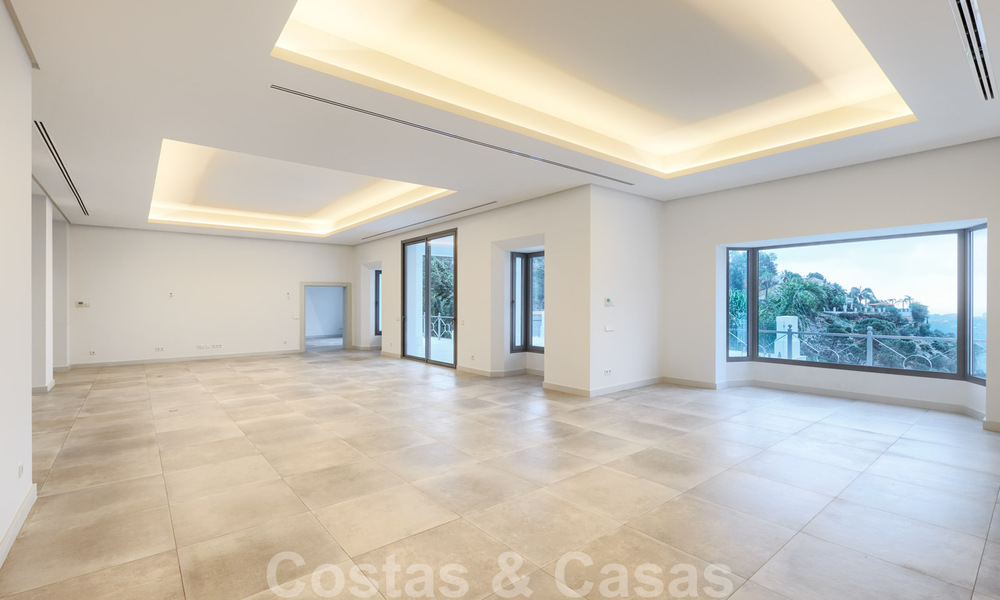 Majestueuse villa contemporaine méditerranéenne de luxe à vendre avec vue sur la mer dans le quartier exclusif El Madroñal à Benahavis - Marbella 38848