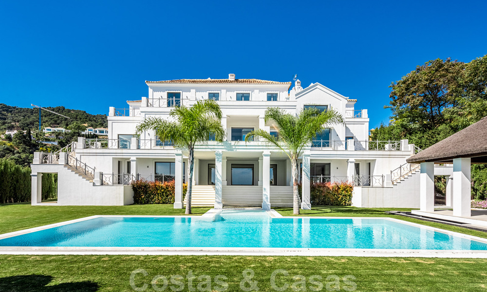 Majestueuse villa contemporaine méditerranéenne de luxe à vendre avec vue sur la mer dans le quartier exclusif El Madroñal à Benahavis - Marbella 38883