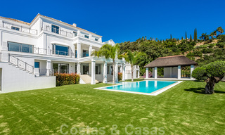 Majestueuse villa contemporaine méditerranéenne de luxe à vendre avec vue sur la mer dans le quartier exclusif El Madroñal à Benahavis - Marbella 38884 