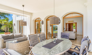 Élégante villa espagnole de luxe à vendre sur un grand terrain à Mijas, Costa del Sol 38978 
