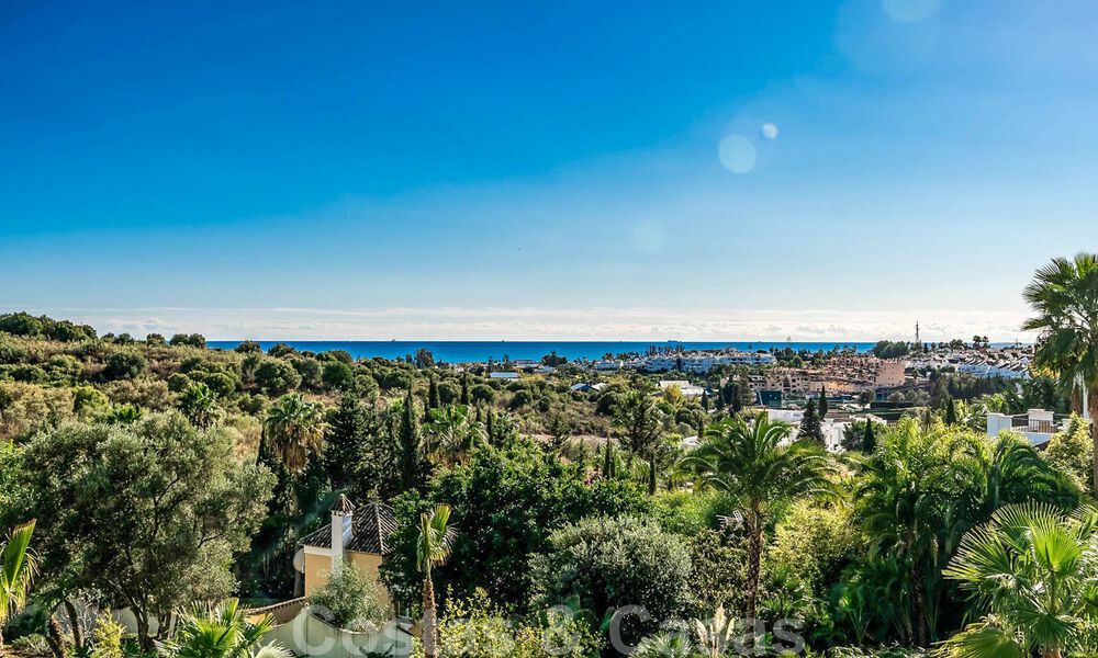 Vente d'une propriété majestueuse et royale avec des logements pour invités et une intimité totale, entourée de terrains de golf à Benahavis - Marbella 39006