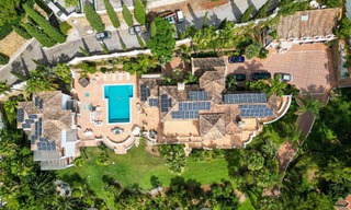 Vente d'une propriété majestueuse et royale avec des logements pour invités et une intimité totale, entourée de terrains de golf à Benahavis - Marbella 55925 
