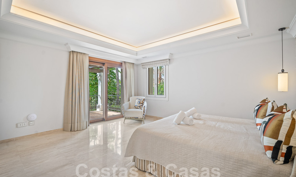 Vente d'une propriété majestueuse et royale avec des logements pour invités et une intimité totale, entourée de terrains de golf à Benahavis - Marbella 55944